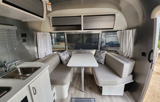 2023 Airstream Bambi 19ft