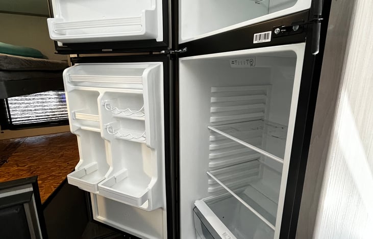 Refrigerator/Freezer