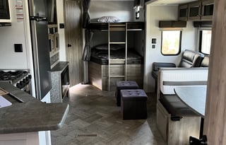 Amazing Bunkhouse, Outside Kitchen, Fireplace