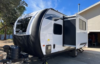 2022 Palomini Bunkhouse 4000lbs!!