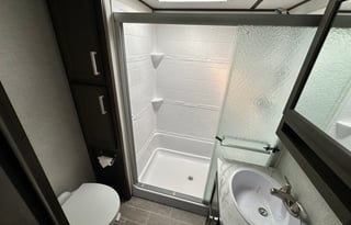 2021 Dutchmen RV Atlas 2942BHF