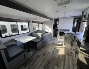 Keystone RV Coleman Lantern 263BHWE