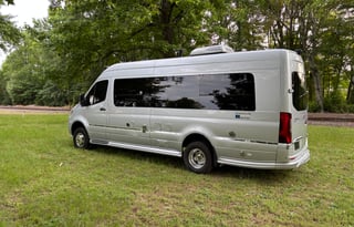 2020 Airstream Interstate Tommy Bahama 4x4