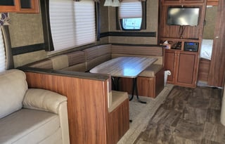 MOJO'S RV 2016 Trail Runner