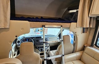 2022 Thor Motor Coach Chateau 31EV