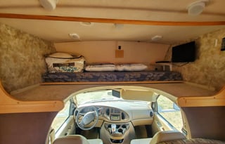 Beautiful, Spacious, Easy Driving Winnebago!