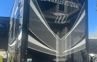 2021 Grand Design Momentum ****Delivery ONLY*****