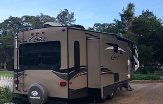 2015 Keystone Cougar 29RLI