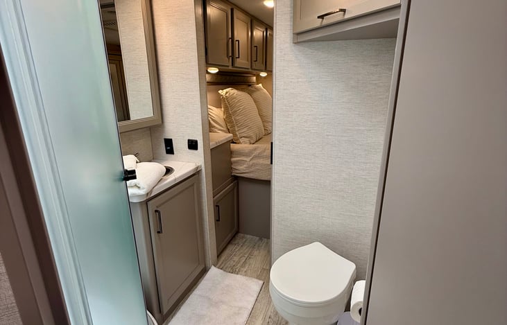 1st entrance to Bathroom