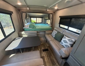 Keystone RV Outback Ultra Lite 210URS
