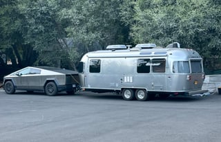 2020 Airstream RV Globetrotter 25FB