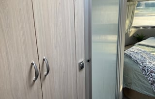 2021 Airstream Globetrotter 27FB - The LainnaBelle