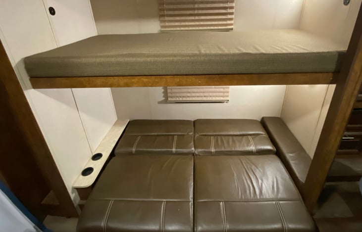 Bunk Room - Sleep Mode