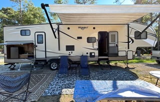 Bunkhouse 9 person sleeper fifth wheel