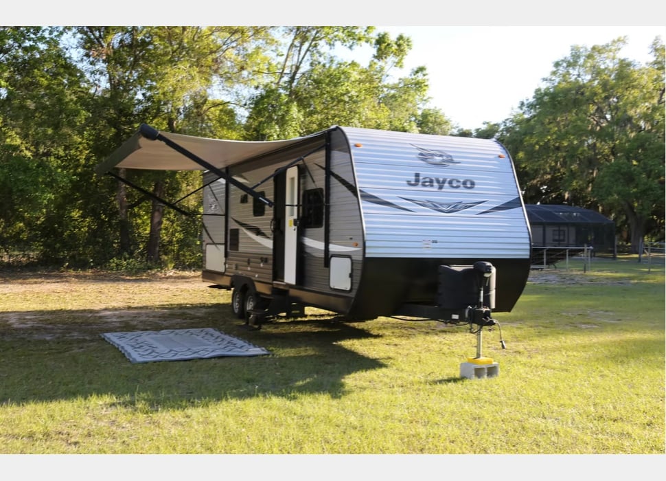 Travel Trailer rentals in Louisville
