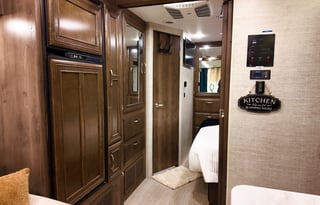 Two Tall Travel Luxury 2022 Entegra Vision 27A