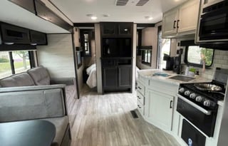 Jayco Jay Flight Baja 267BHS - Family Approved!