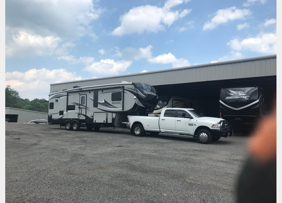 Fifth Wheel rentals in Tippecanoe