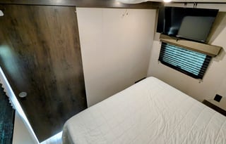 Escape in Style! Grand Design Friendly Adventure