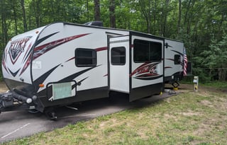 2016 Prime Time RV Fury 2910