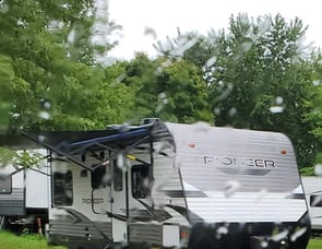 Heartland Pioneer RD 210