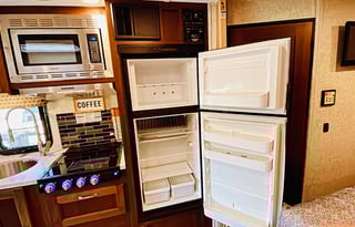 NEW AND POPULAR Sunseeker Serenity-Mercedes-Benz