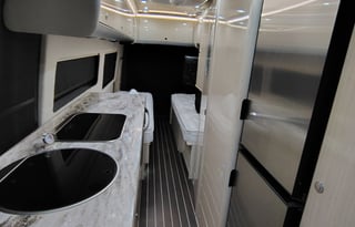 2016 Airstream  Interstate Grand Tour  Twin