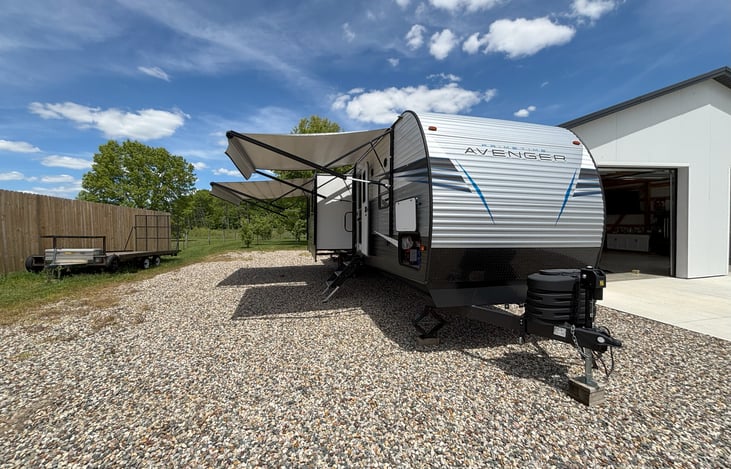 Passenger Slide & Dual Awnings