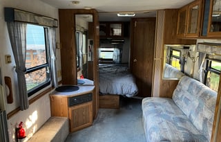 1994 Fleetwood RV Prowler 24C
