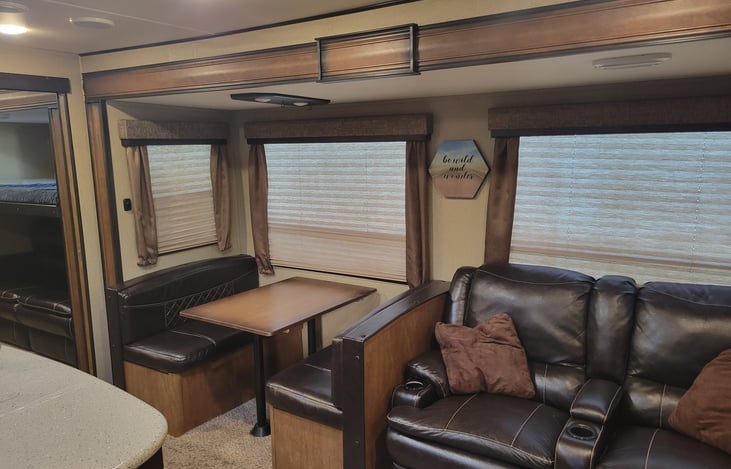 dinette table and recliners