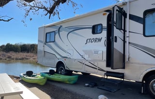 2011 Fleetwood RV Storm 28MS