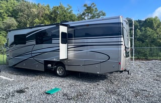 2015 Fleetwood RV Southwind MBGA590