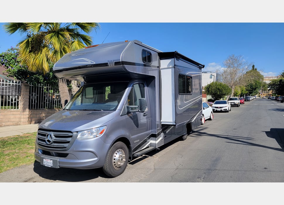 Class C Motor Home rentals in Palmdale