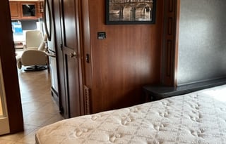 2015 Fleetwood RV Bounder 34T