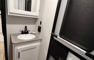2023 Keystone RV Hideout 26BHS