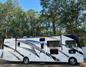 Thor Motor Coach ACE 32.3