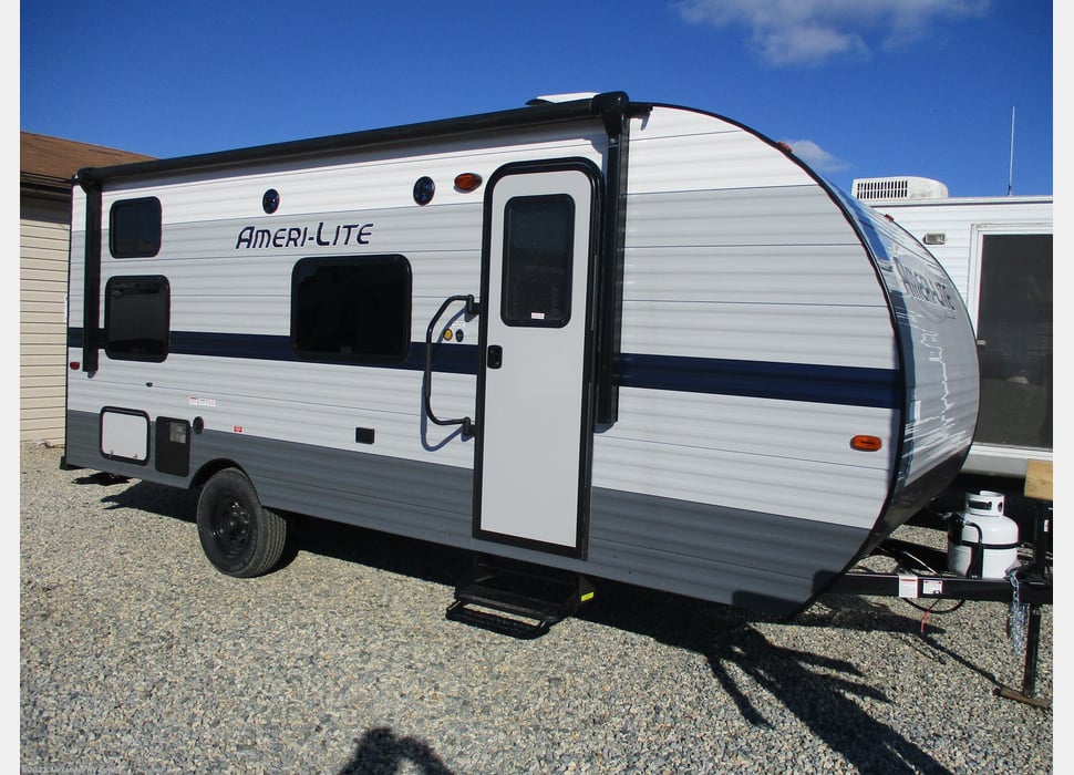 Travel Trailer rentals in Cole Camp