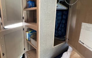 2018 Thor Motor Coach Four Winds 22E