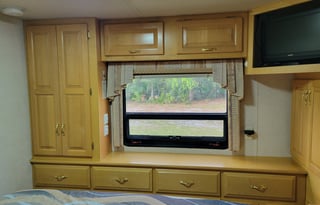 2003 Newmar Kountry Star ksdp3905