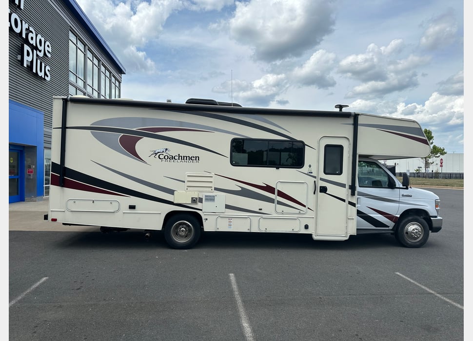 Class C Motor Home rentals in Warrenton