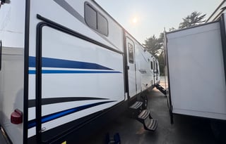 2021 Cruiser Embrace EL310