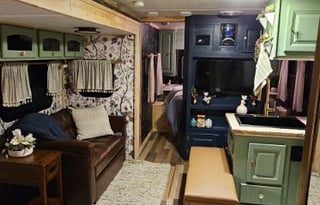 The OG, Better Than Tents, **Pet Friendly**