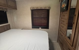 2021ENTEGRA ODYSSEY 31F*SLEEPS 10*UNLIMITED MILES*