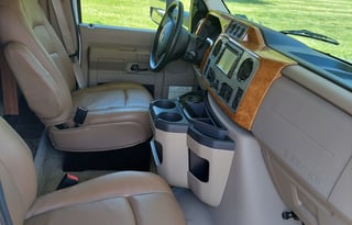 2011 Winnebago Access 31C