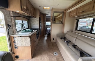 Thor Motor Coach Chateau Sprinter- low miles 18k