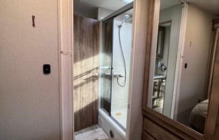 2019 Entegra Coach Odyssey 29V 32’