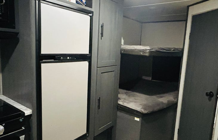 2 full size bunks
