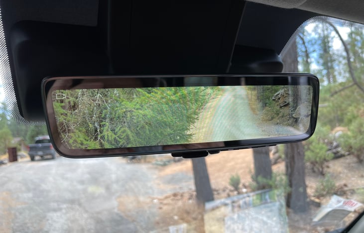 Rear view mirror turns into camera!