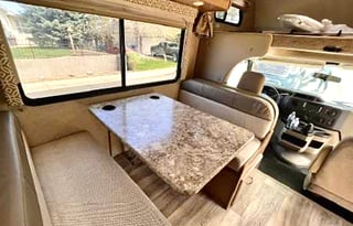 Tour New England in a 2019 Thor Freedom Elite 22FE