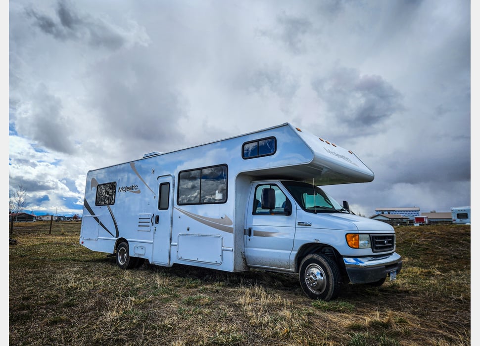 Class C Motor Home rentals in Bozeman